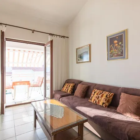 Milan Apartment *